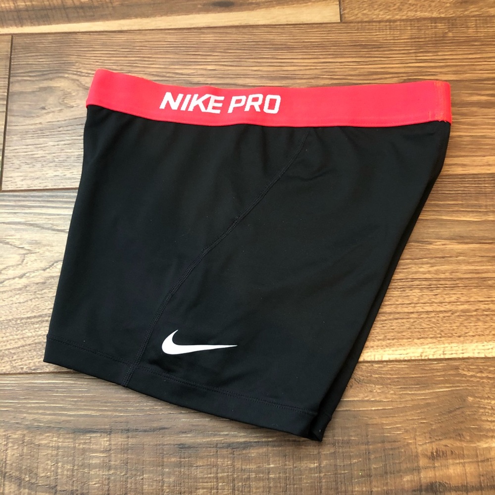 NIKE PRO